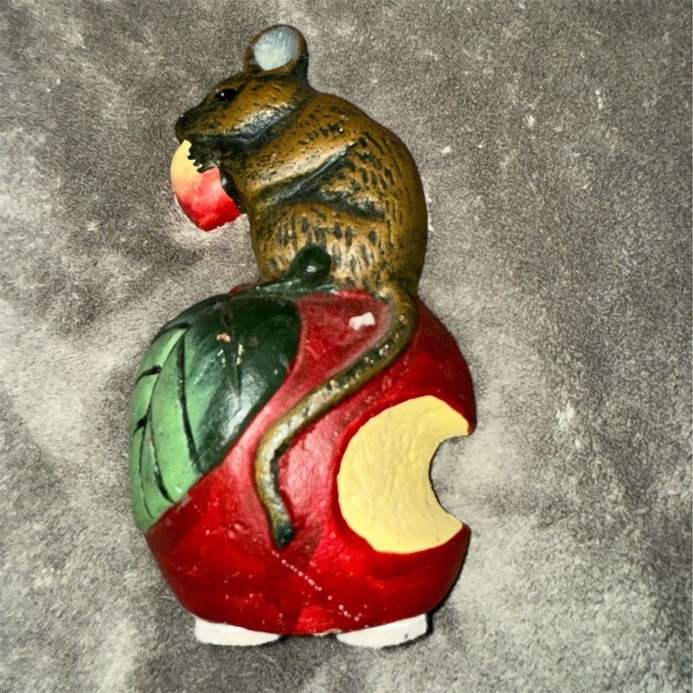 Cast Iron Mouse Eating Apple Door Stopper‎ Vintage Decor MCM